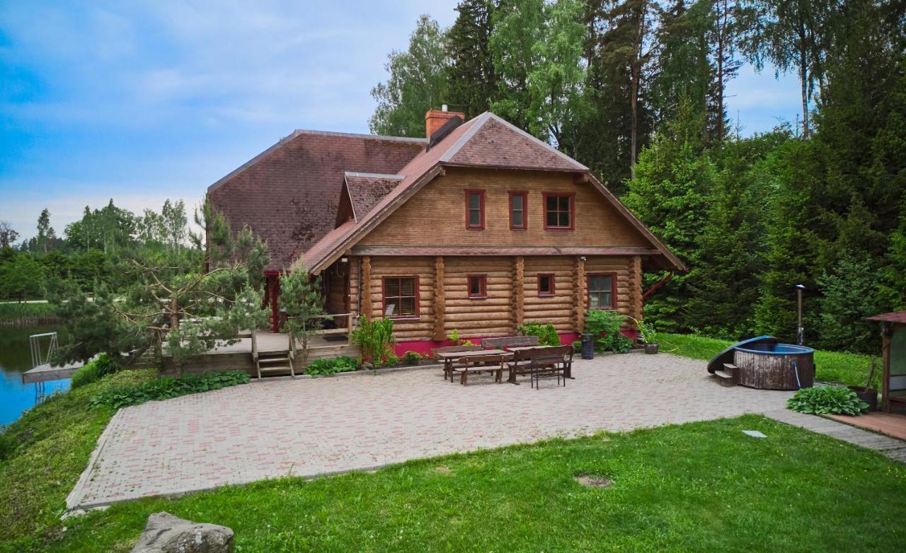 Viesu Nams Krauklisi Villa Tinuzi Exteriör bild